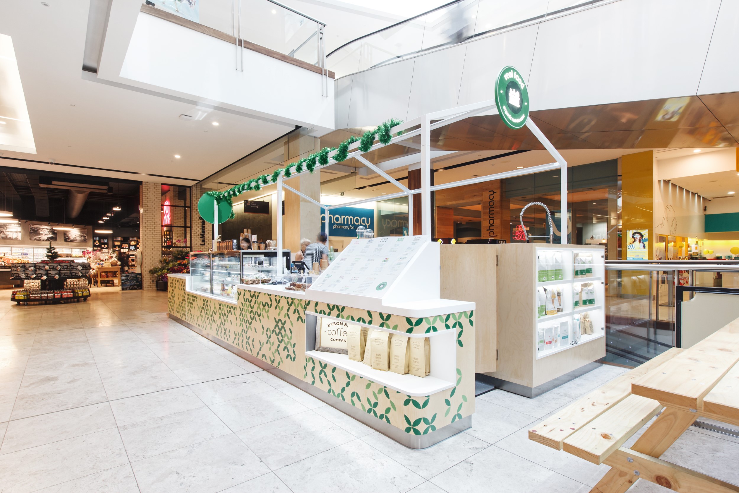 The organic food kiosk design